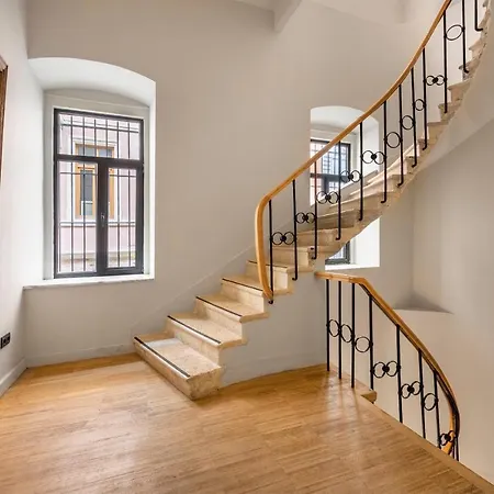 Апартаменты Luxury Flat In Galata